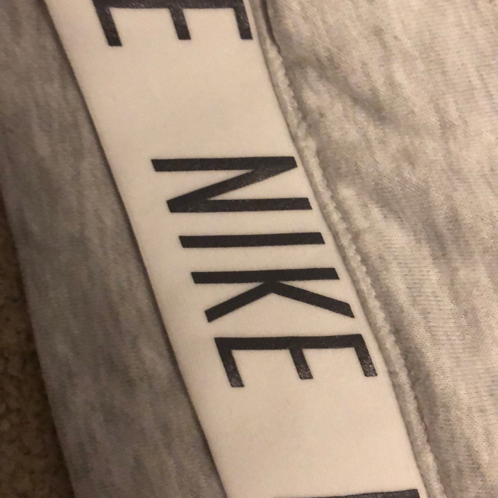 Nike turtle neck sweatshirt - Picture 2 of 2